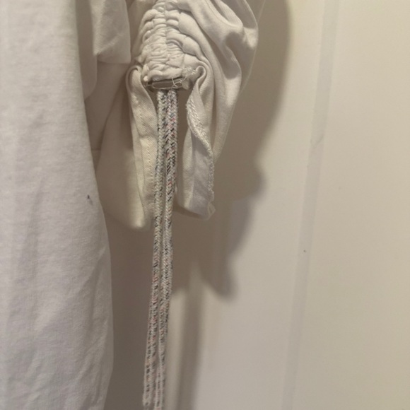 Zara White Ruched Sleeve Top – Size M (USA) - Picture 7 of 9